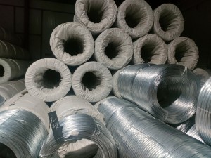 China Direct Supplier Galvanized Steel Wire 2.5mm Hot-Dipped Galvanized Iron Wire